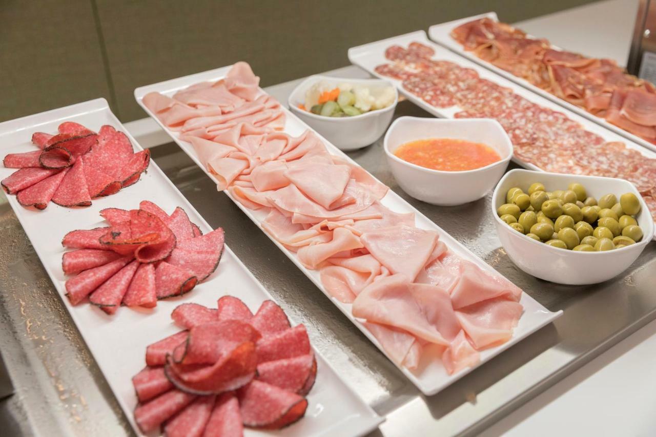 Hm Ayron Park - Adults Only Hotel Playa de Palma  Ngoại thất bức ảnh Cold cuts