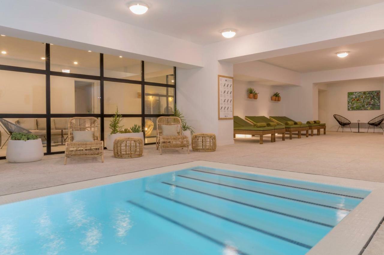Hm Ayron Park - Adults Only Hotel Playa de Palma  Ngoại thất bức ảnh The swimming pool at the hotel