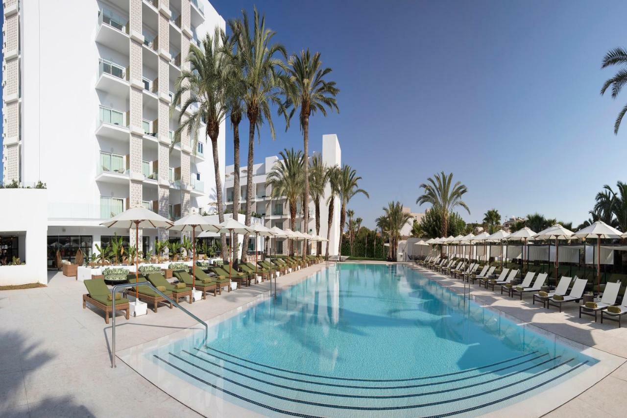 Hm Ayron Park - Adults Only Hotel Playa de Palma  Ngoại thất bức ảnh The pool at the Hilton Scottsdale Resort and Villas